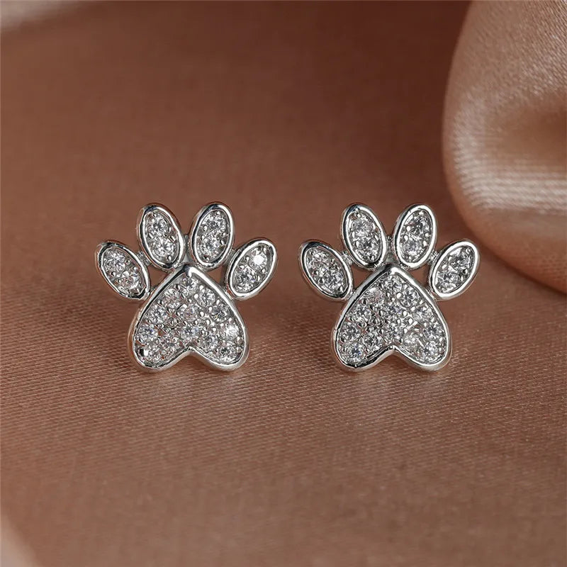 Willa Heart-Shaped Paw Studs 2