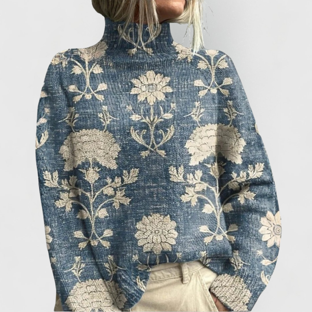 Women's patterned relaxed fit turtleneck sweater with long sleeves and ribbed trims