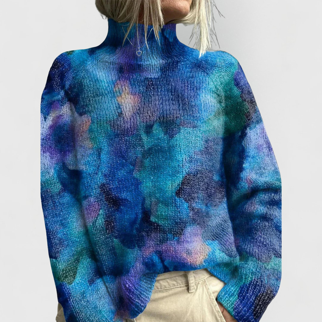 Women's patterned relaxed fit turtleneck sweater with long sleeves and ribbed trims