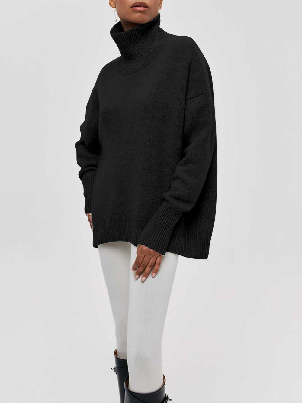 Women's oversized ribbed turtleneck sweater
