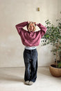Women's oversized hooded sweatshirt with long sleeves and kangaroo pocket