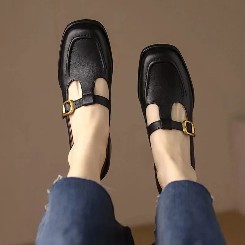 Yara Vintage T-Strap Shoes 6