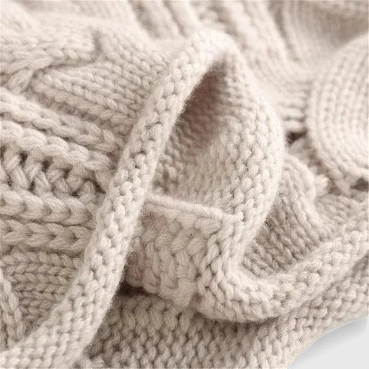 Zara Cozy Cable Knit Sweater 4