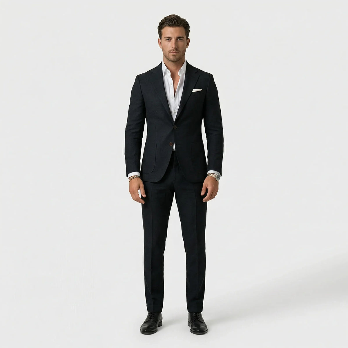 Men's tailored two-piece suit with notched lapels, long sleeves and straight-leg trousers