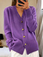 Women's V-neck cardigan with long sleeves and heart-shaped buttons