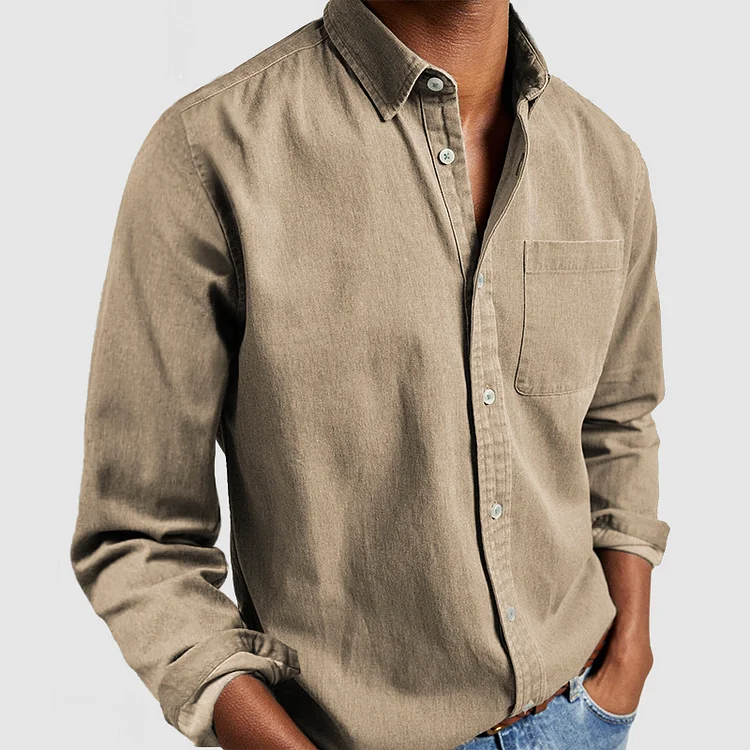 Men's classic long sleeve button shirt with collar and chest pocket