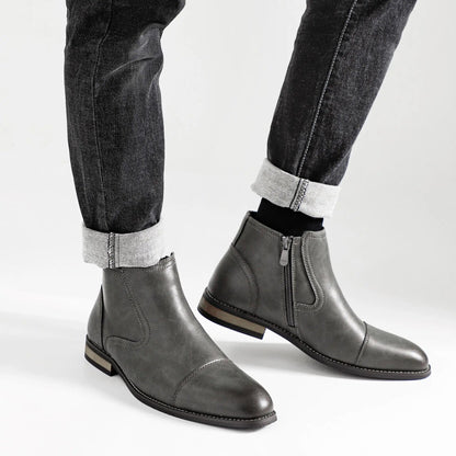 Men's Chelsea ankle boots with rounded toes, elastic side panels and low block heels