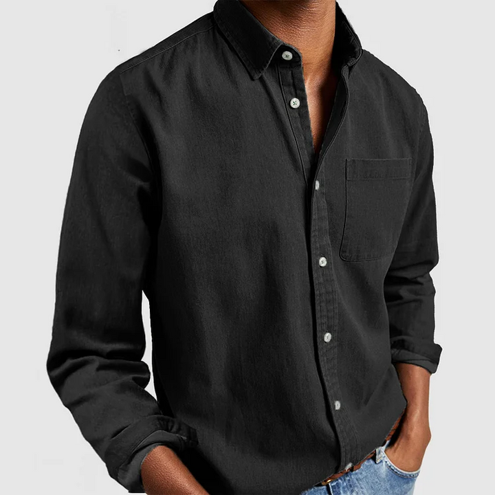Men's classic long sleeve button shirt with collar and chest pocket