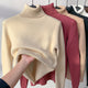 Women's long-sleeve turtleneck sweater with ribbed collar