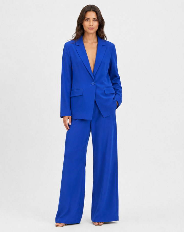 Women's brown single-breasted blazer with matching wide-leg trousers, notch lapel and patch pockets