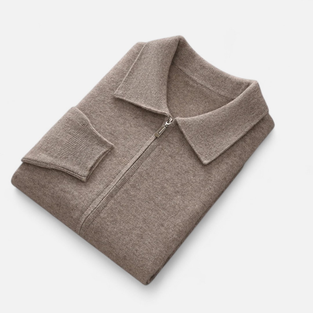 Men's zip-front sweater with polo collar and front pockets