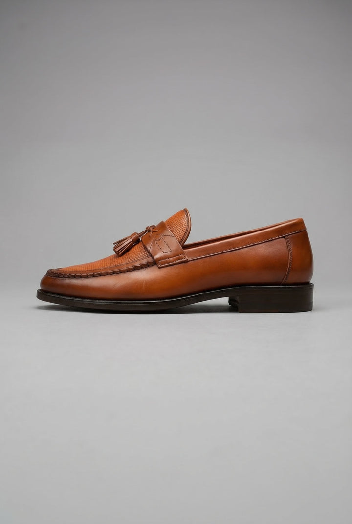 Men's woven tassel loafers with moc toe