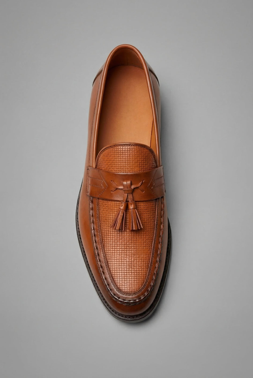 Men's woven tassel loafers with moc toe