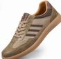 Men's low-top lace-up sneakers with panelled upper and contrasting side stripes