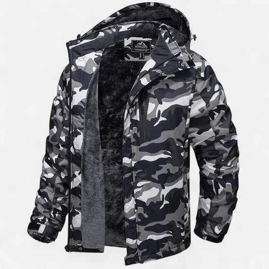 Men's hooded winter parka with fleece-looking lining and camouflage pattern