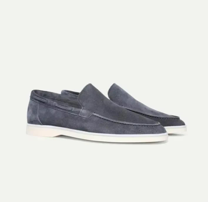 Men's plain slip-on loafers with rounded moc toes and contrast soles