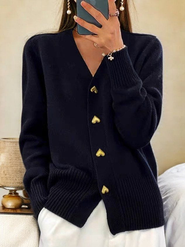 Women's V-neck knit cardigan with heart-shaped buttons and front pockets