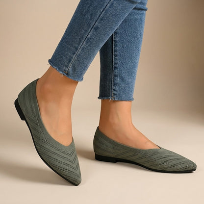 Women's textured knit pointed-toe slip-on flats