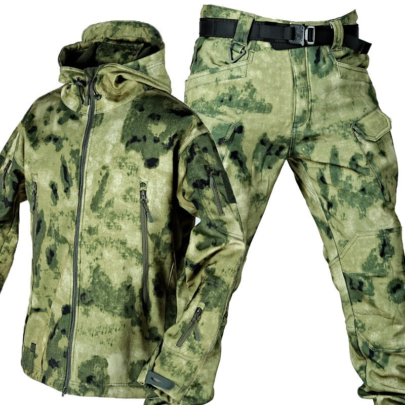 Men's hooded outdoor jacket and cargo trousers set