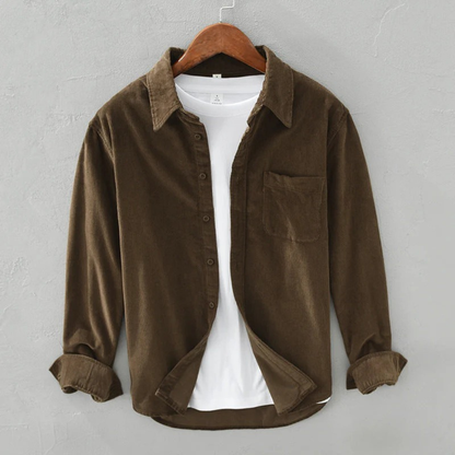 Men's textured button shirt with pointed collar and chest pocket