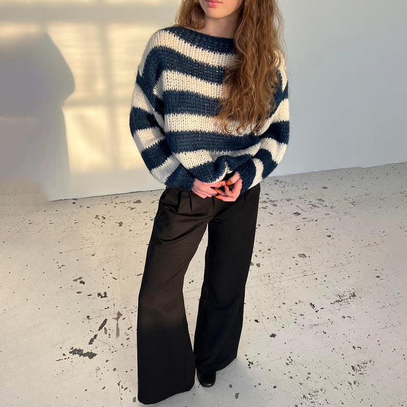 Women's loose striped sweater with long sleeves and wide neckline