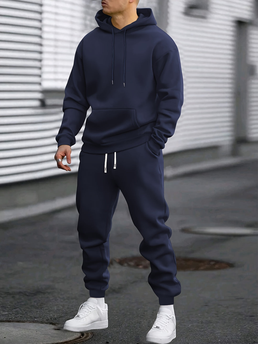 Men's hooded sweatshirt and jogger trouser tracksuit set