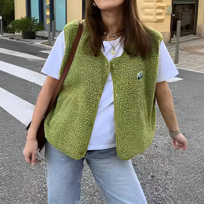 Women's sleeveless textured button-front vest with V-neck
