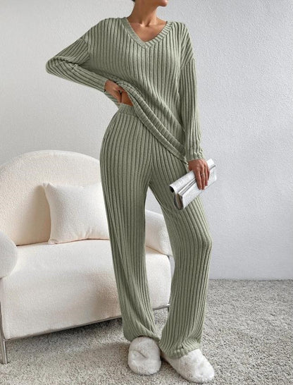 Women's ribbed V-neck pullover and wide-leg trouser set
