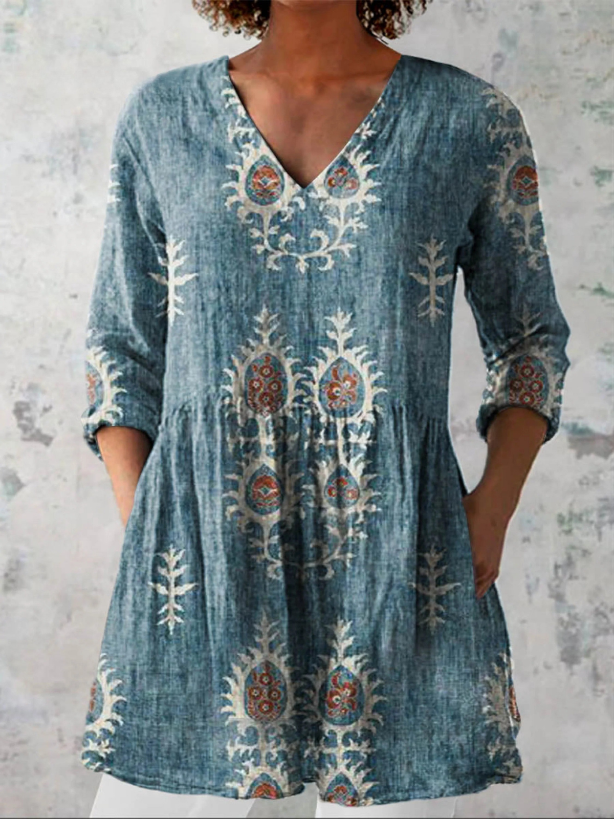 Hadara - Flowy V-Neck Blouse