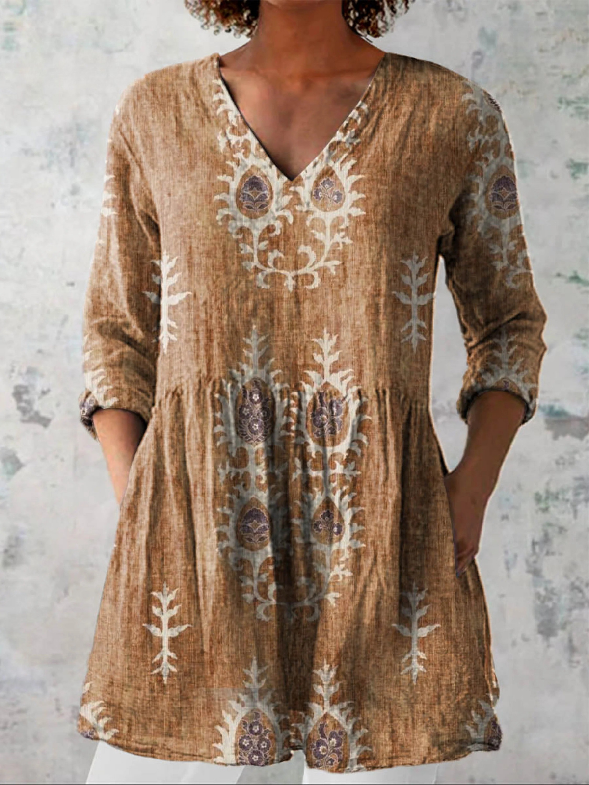 Hadara - Flowy V-Neck Blouse
