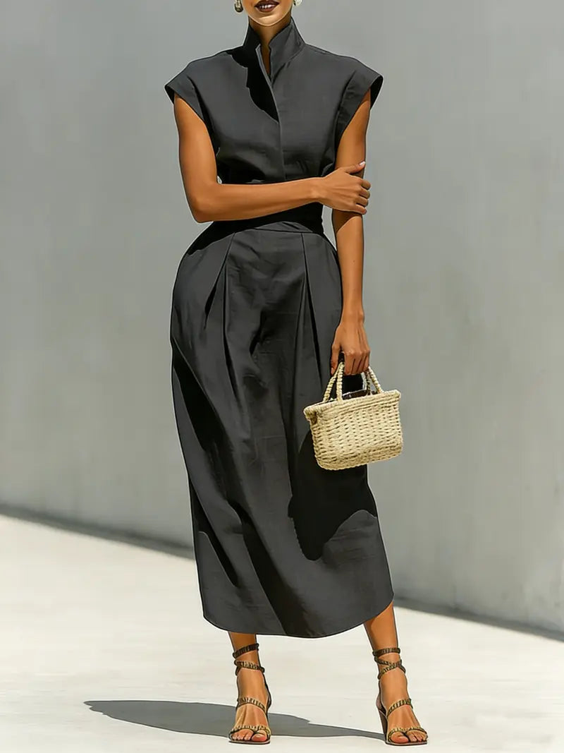 Hazel - Chic Sculpted Midi Dress