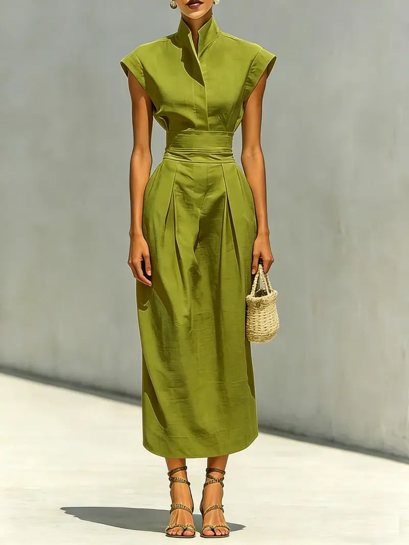 Hazel - Chic Sculpted Midi Dress