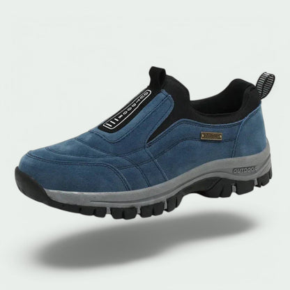 Men's slip-on loafer with stitched panels, contrast sole and lugged tread
