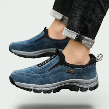 Men's slip-on loafer with stitched panels, contrast sole and lugged tread