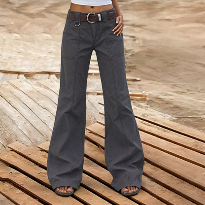 Women's wide-leg cargo trousers with belt, high waist and side pockets