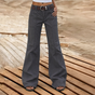 Women's wide-leg cargo trousers with belt, high waist and side pockets
