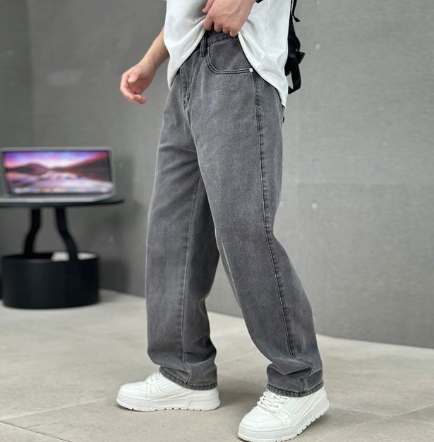 Men's straight leg jeans with five-pocket styling and full-length hems