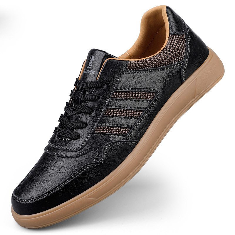 Men's low-top lace-up sneakers with panelled upper and contrasting side stripes