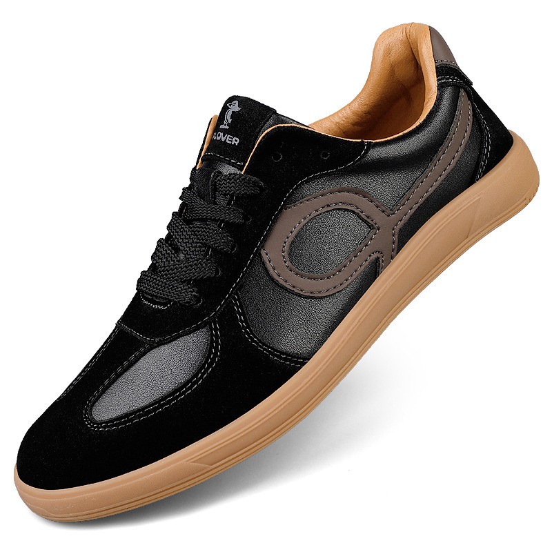 Men's low-top lace-up sneakers with panelled upper and contrasting side stripes