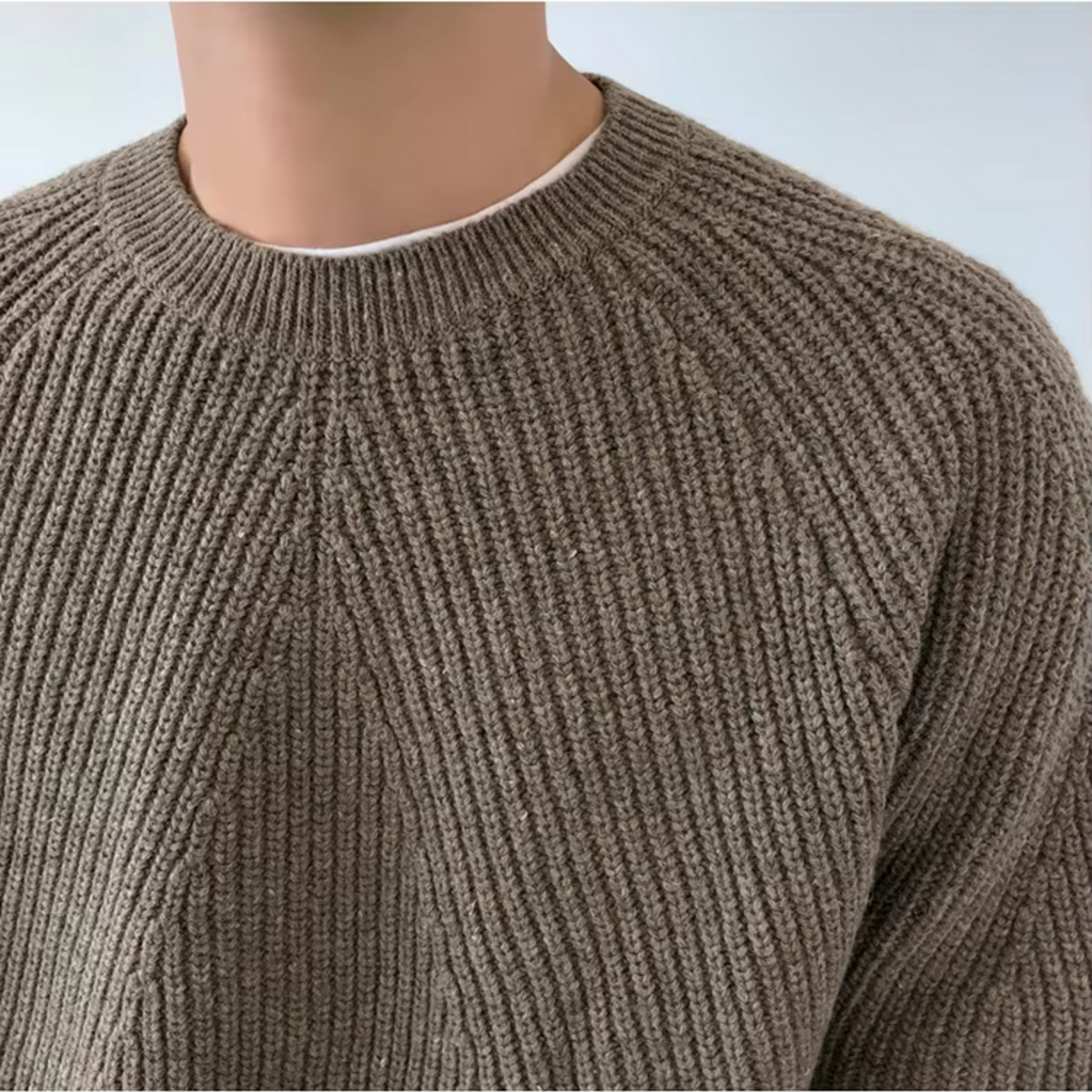 Men's ribbed crew neck sweater with long sleeves and relaxed fit
