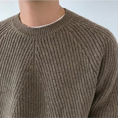 Men's ribbed crew neck sweater with long sleeves and relaxed fit