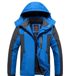 Men's padded hooded winter coat with zip pockets