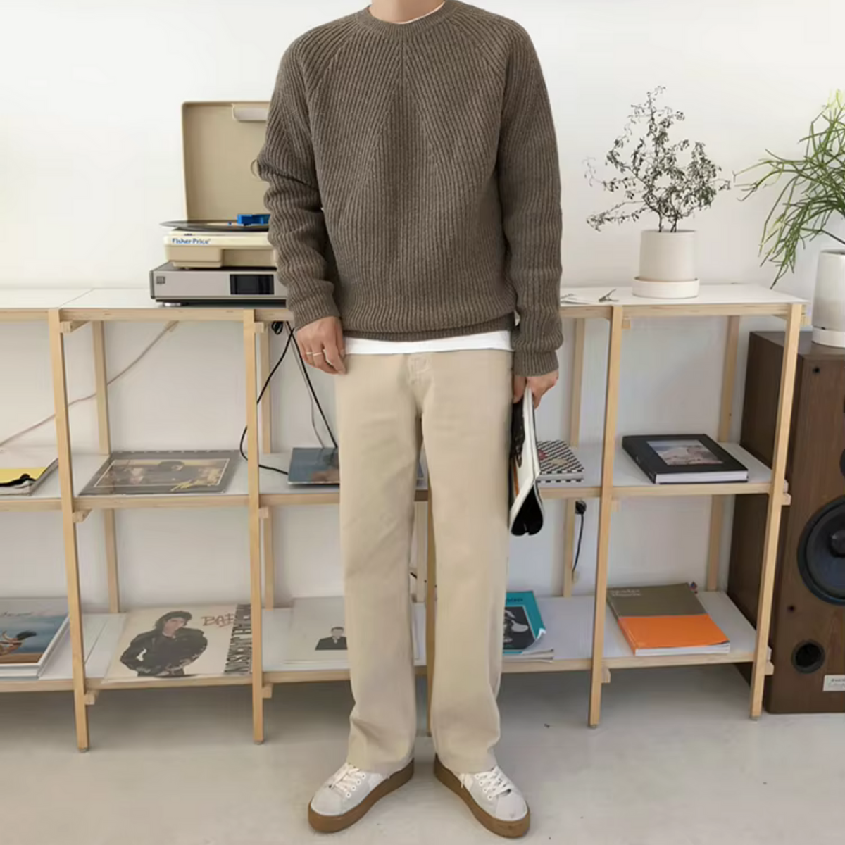 Men's ribbed crew neck sweater with long sleeves and relaxed fit
