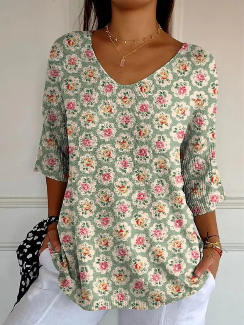 Isolde - Floral Pullover Knit