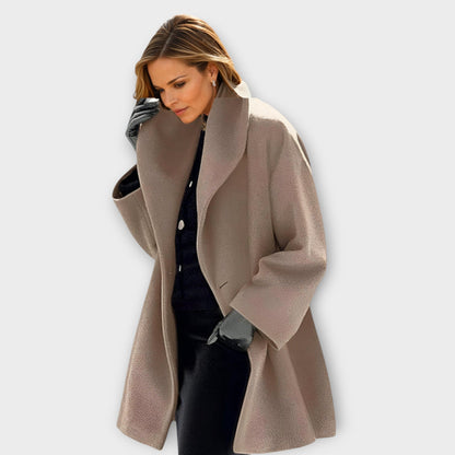 Isolde - Elegant Winter Coat