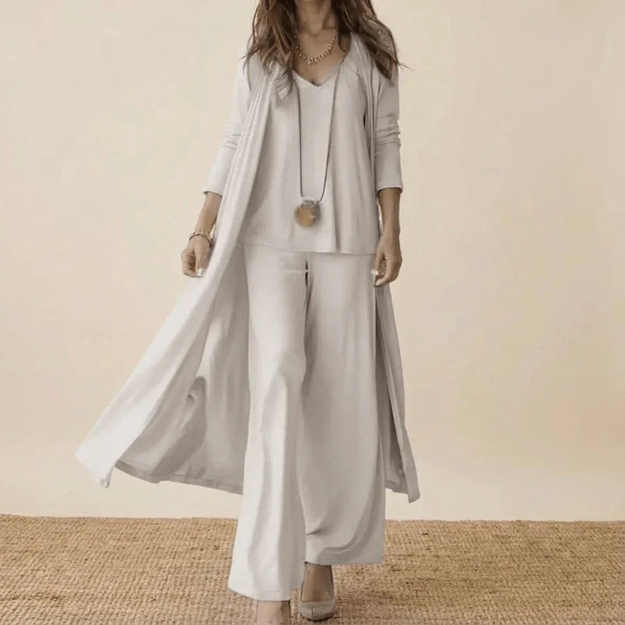 Kaelen - Comfortable Three-Piece Set