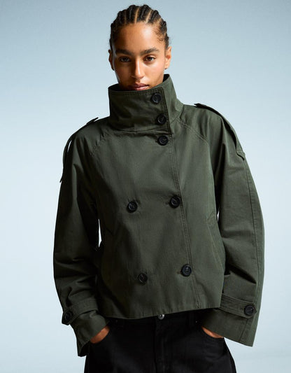 Women's cropped double-breasted jacket with stand collar, belt and long sleeves