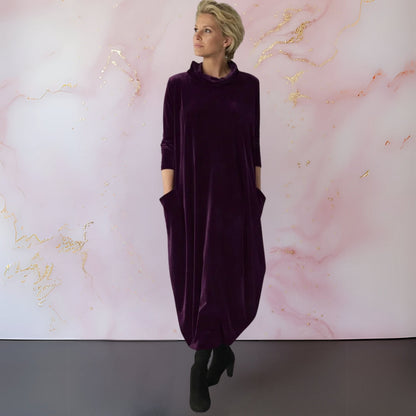 Women's long velvet dress with cowl neckline, three-quarter sleeves and side pockets