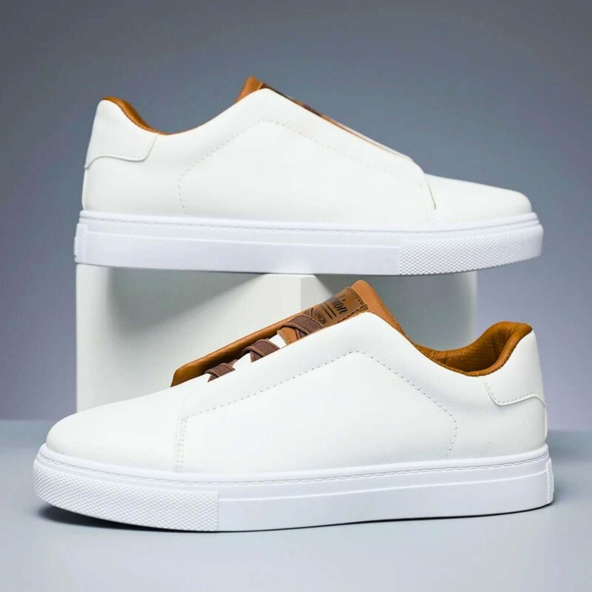 Low-top lace-up sneaker with panelled upper and contrast rubber sole