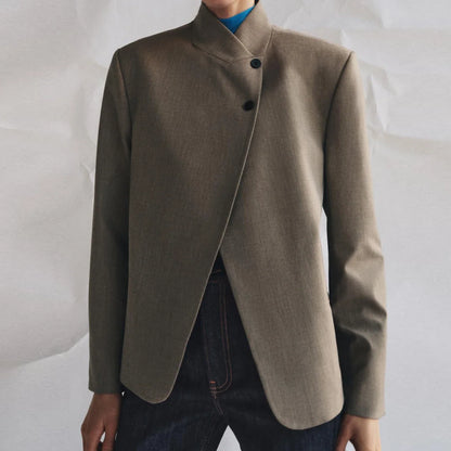 Women's classic long-sleeve blazer with raised collar, button front and welt pockets